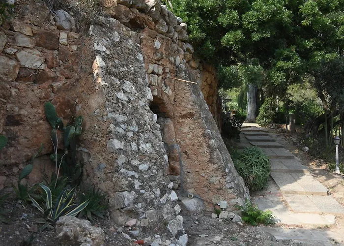 Elba Borgo Di Latrano